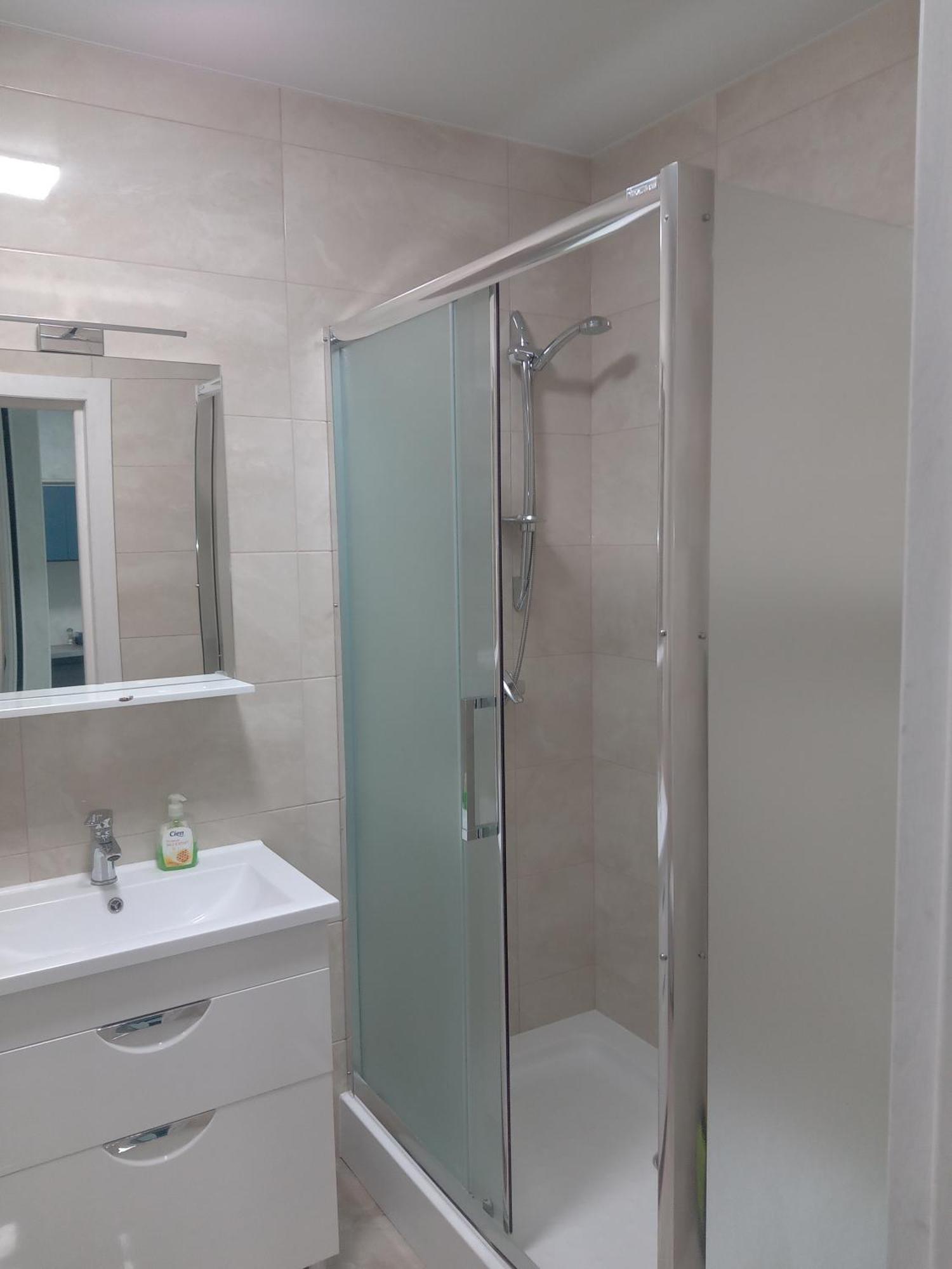 Vip Apartments On Avalon إلفيف المظهر الخارجي الصورة